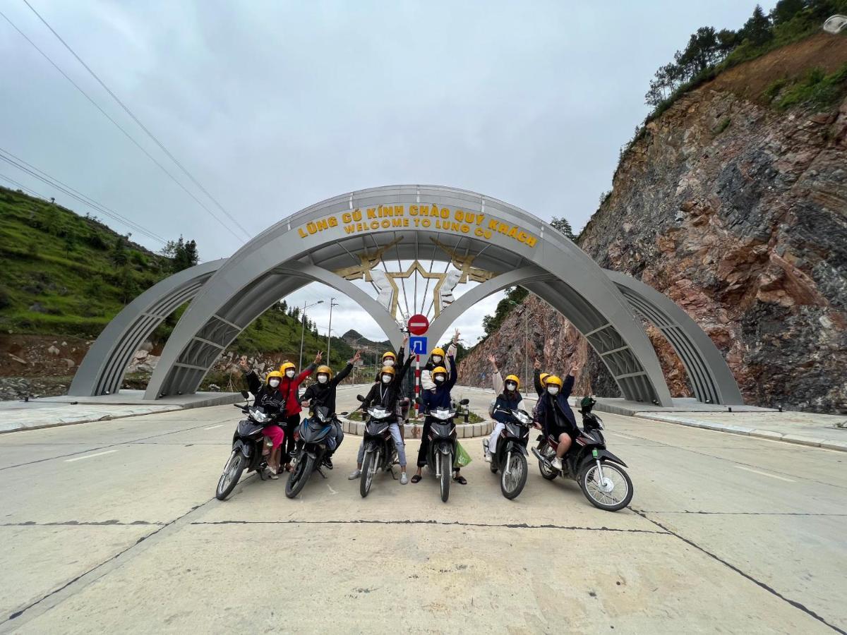 Ha Giang Safari Hostel & Motorbikes Bagian luar foto