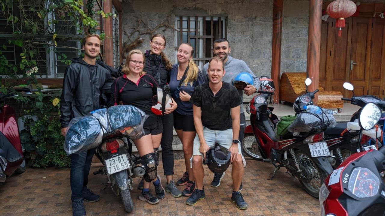 Ha Giang Safari Hostel & Motorbikes Bagian luar foto