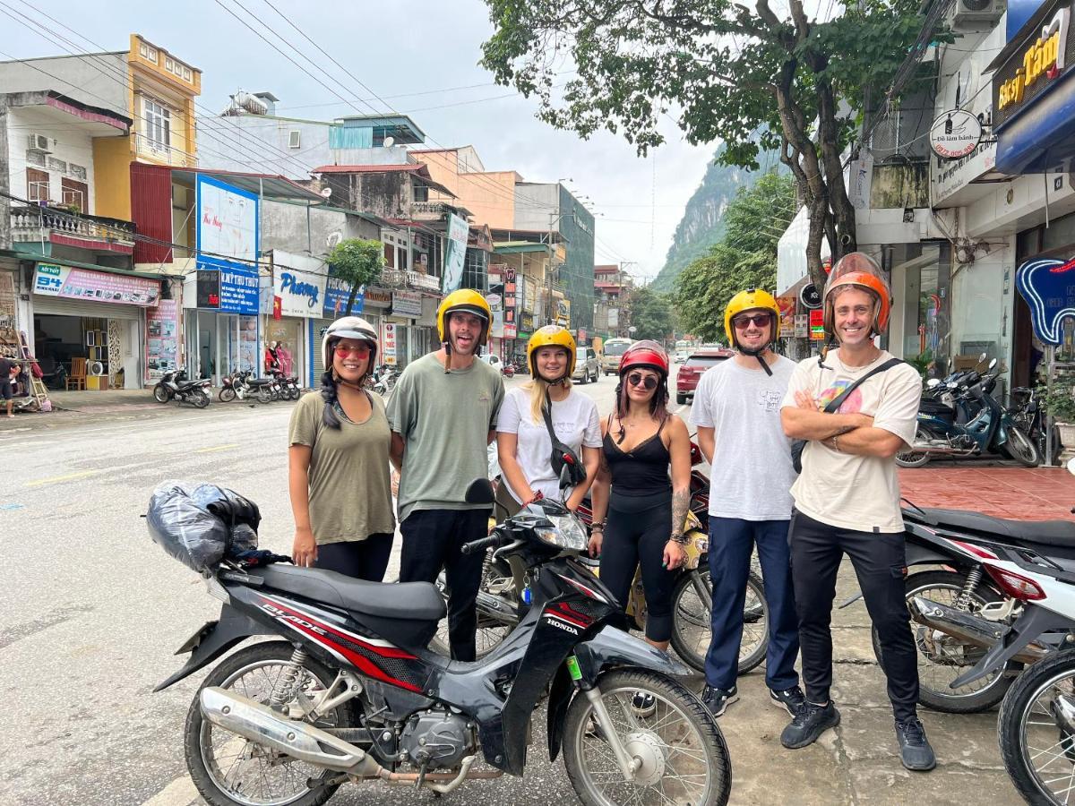 Ha Giang Safari Hostel & Motorbikes Bagian luar foto