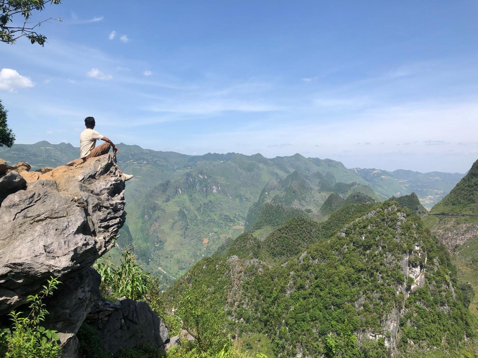 Ha Giang Safari Hostel & Motorbikes Bagian luar foto
